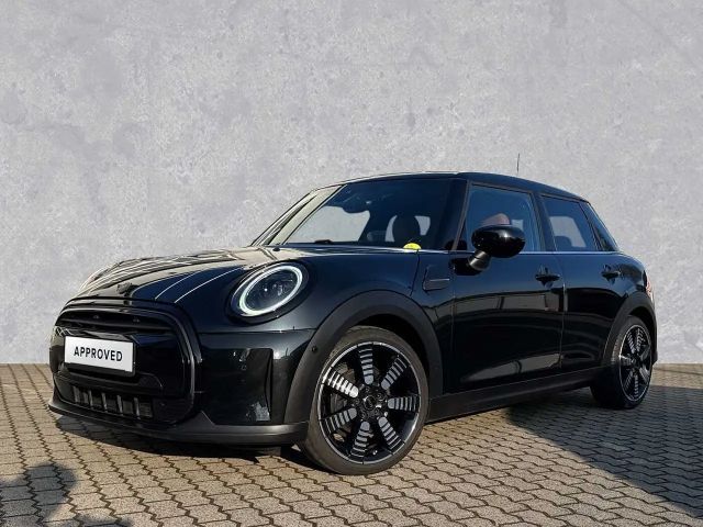 MINI Cooper 5-TÜRER Mini Cooper Aut. MINI Yours Trim 2023 Benzine