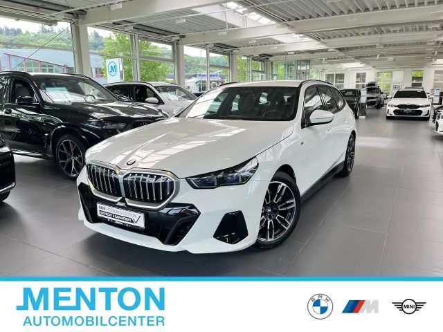 BMW 520 d xDrive Touring M Sportpaket Standhzg./DrivingAss 2025 Diesel
