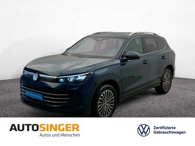 Volkswagen Tiguan Elegance 1.5 eHybrid DSG *AHK*MASSAGE*HUD 2025 Hybride / Benzine