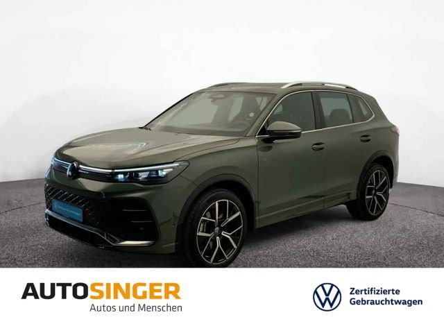Volkswagen Tiguan R-Line TSI DSG 4M *AHK*PANO*MASSAGE*ACC* 2025 Benzine
