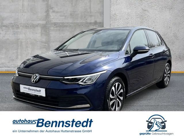 Volkswagen Golf VIII 1.5 TSI Active LED VIRTUAL ACC AHK NAVI 2022 Benzine