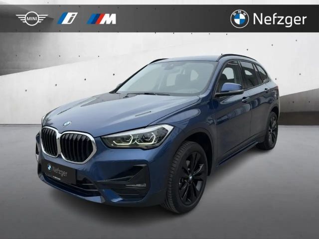 BMW X1 sDrive18i Sport Line LED RFK PDC Lichtpaket 2021 Benzine