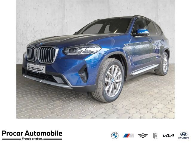 BMW X3 xDrive30e HuD HiFi DA PA+ Amb. Licht 2023 Hybride / Benzine