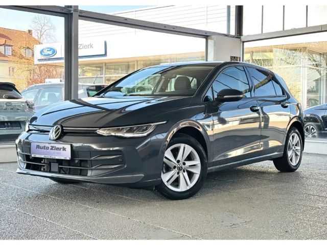 Volkswagen Golf VIII 1.5 TSI LIFE LED SHZ ACC PDC CARPLAY GJR 2025 Benzine