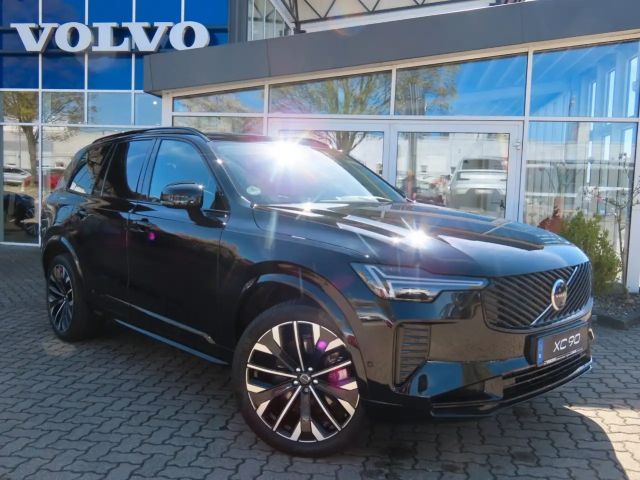 Volvo XC90 Ultra Dark Recharge Plug-In Hybrid AWD 2024 Hybride / Benzine
