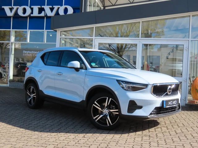 Volvo XC40 Core 2WD 2025 Benzine