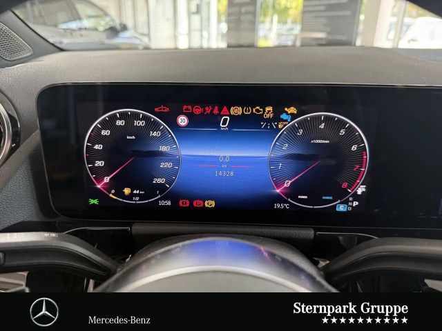 Mercedes-Benz GLA 180