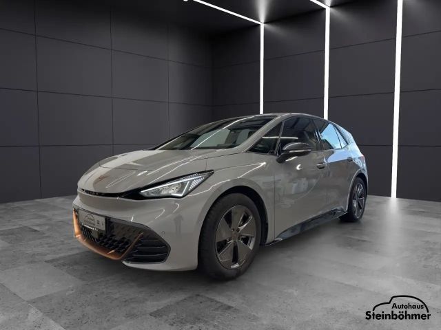 Cupra Born 150KW RFK SHZ LED ACC NAV Bluetooth Navi 2022 Elektrisch