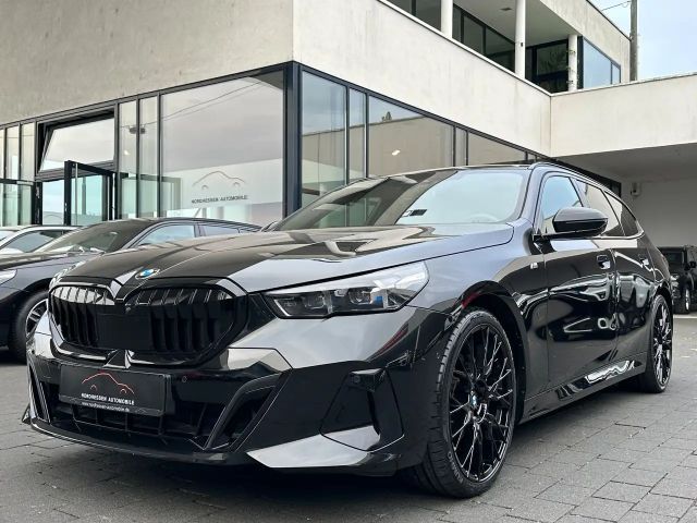BMW 540 d xDrive Touring M Sport | Standheizung | 21" 2024 Diesel