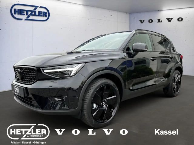 Volvo XC40 B4 Plus Black Edition 2WD StandHZG AHK Memory Sitz 2026 Benzine
