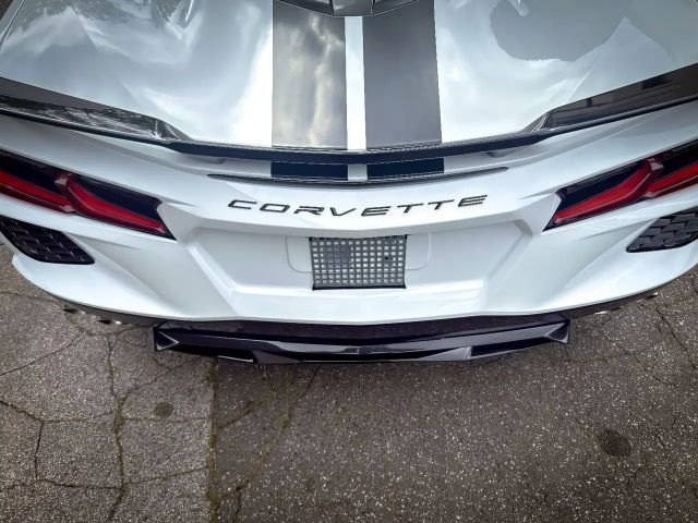 Corvette C8