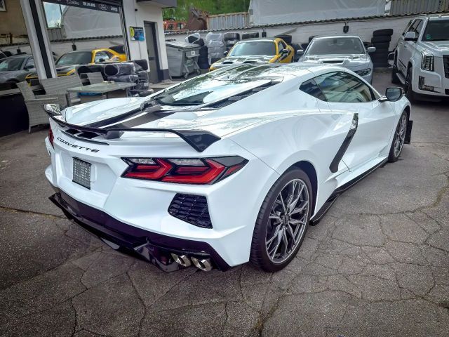 Corvette C8