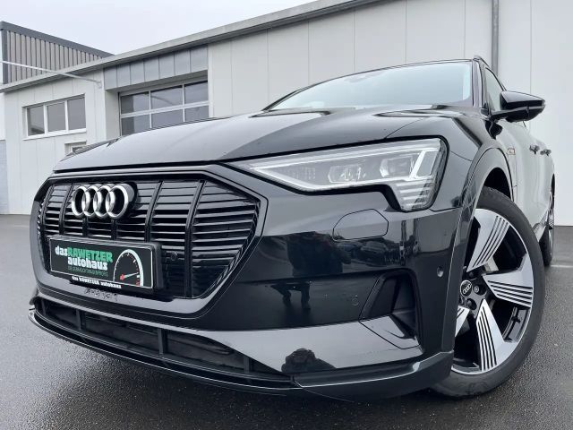 Audi e-tron 55 quattro Advanced 209€ m.20% Anz. HeadUp PANO 2022 Elektrisch
