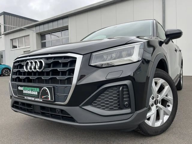 Audi Q2 35 1.5 TFSI S tronic 17 Zoll Navi RFK el, Klappe S 2022 Benzine