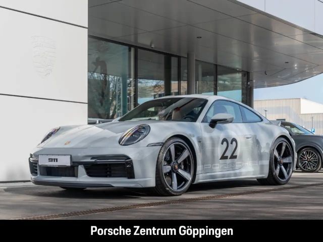Porsche 992 911 Sport Classic Burmester Surround-View 2023 Benzine