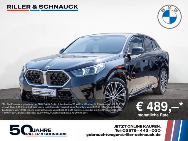 BMW X2 sDrive 20i M-Sport NAVI HUD LED PANO 360° 2025 Benzine