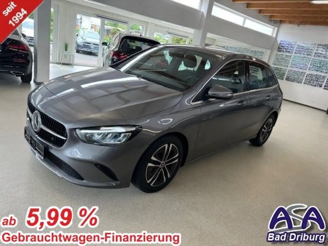 Mercedes-Benz B 200 Modelljahr2026+Progressive+AHK++Winter-P.+Verkehrs 2025 Benzine