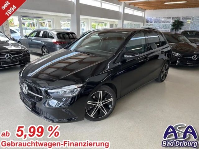 Mercedes-Benz B 200 Modelljahr2025+Progressive+Night+AHK+Kamera+Spiege 2024 Benzine