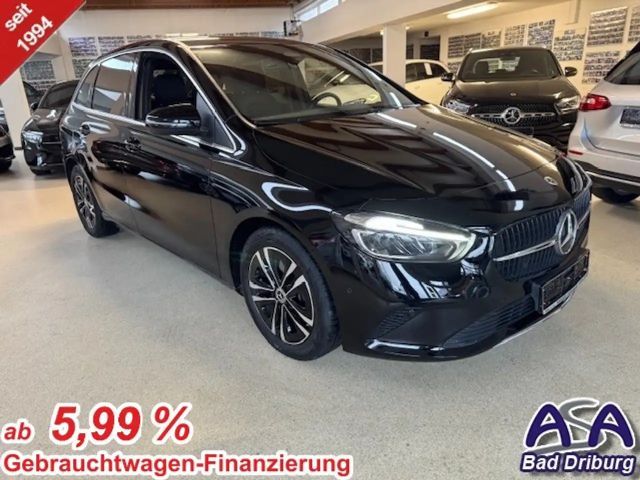 Mercedes-Benz B 180 Modelljahr 2025+Progressive+AHK+Winter-P.+Verkehrs 2024 Benzine