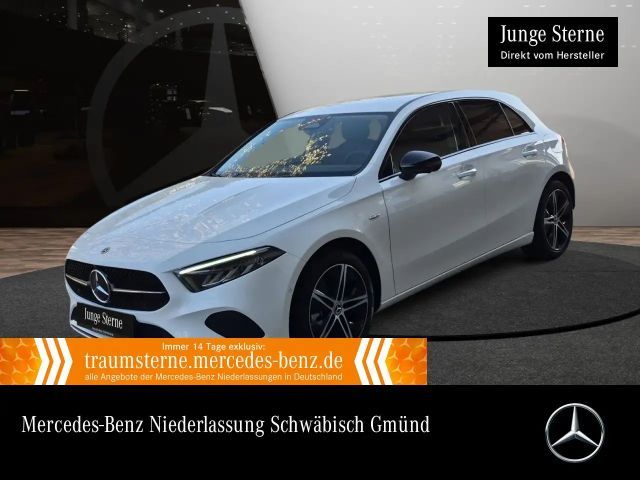 Mercedes-Benz A 250 e PROGRESSIVE+NIGHT+360°+LED+TOTW+KEYLESS 2025 Hybride / Benzine