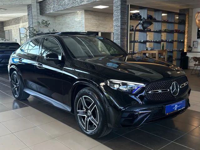 Mercedes-Benz GLC 300 AMGLine 4M Leder Memory 360Cam Burmester 2024 Benzine