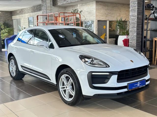 Porsche Macan Allrad*R.Cam*Navi*Leder*SHZ*LED*Tempomat 2022 Benzine