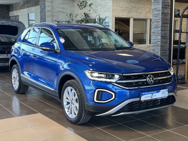 Volkswagen T-Roc IQ.DRIVE R.Cam Navi SHZ LED ACC ST-Heiz. 2023 Benzine