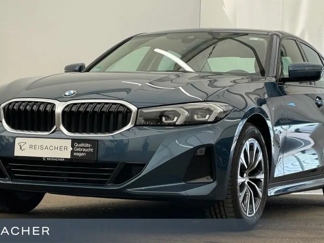 BMW 318 d A Lim Autom LC+ RFK PDC KlimaA HiFi 17"LM 2025 Diesel