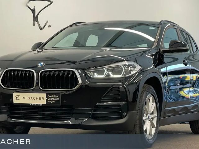 BMW X2 sDrive18d RFK PDC LED DAB Fahrschulauto 2023 Diesel