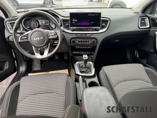 Kia Ceed / cee'd