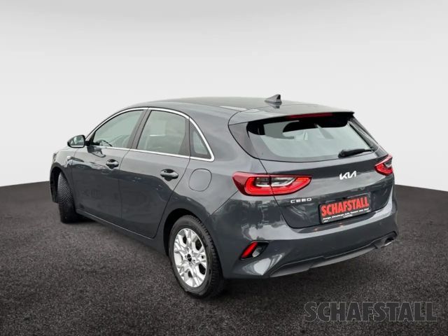 Kia Ceed / cee'd