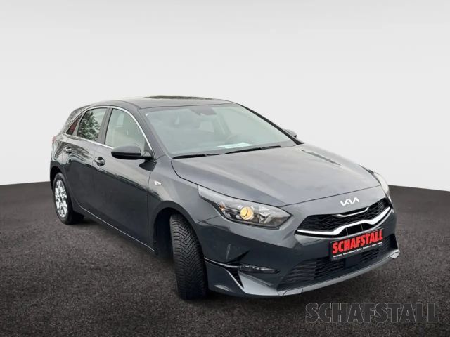 Kia Ceed / cee'd