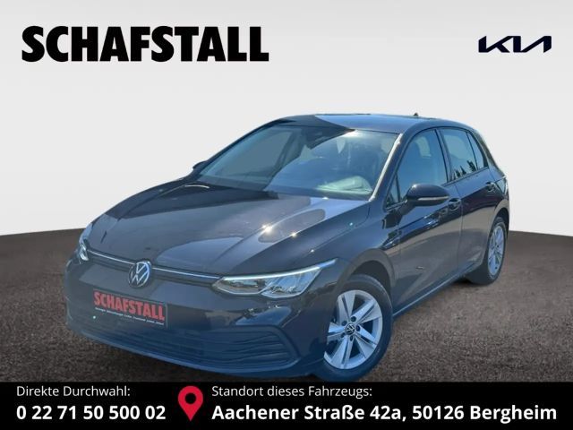 Volkswagen Golf VIII Life TDI 2.0 wenig KM Navi ACC Tempomat PDC 2022 Diesel