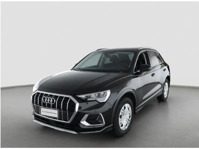 Audi Q3 35 TFSI ADVANCED LM18 KLIMA AHK eKLAPPE NAVI 2025 Benzine