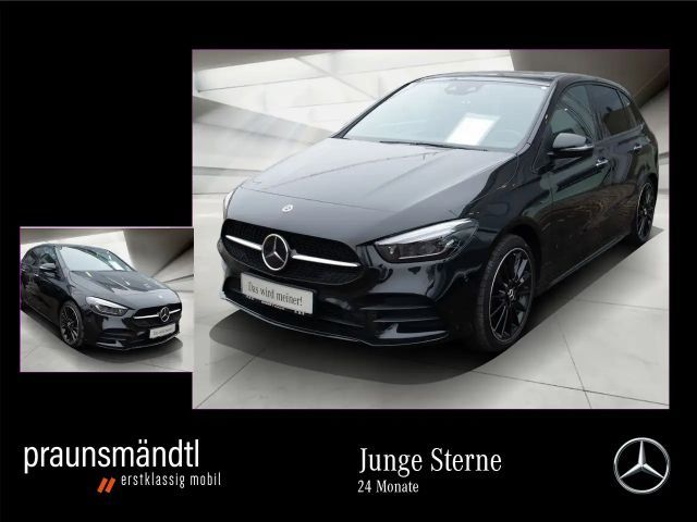 Mercedes-Benz B 250 e AMG Night Editon 20 Pano+AHK+Distro.+19" 2021 Hybride / Benzine