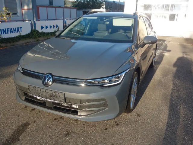 Volkswagen Golf VIII Variant 1.5 eTSI 110 kW L ife 2025 Benzine