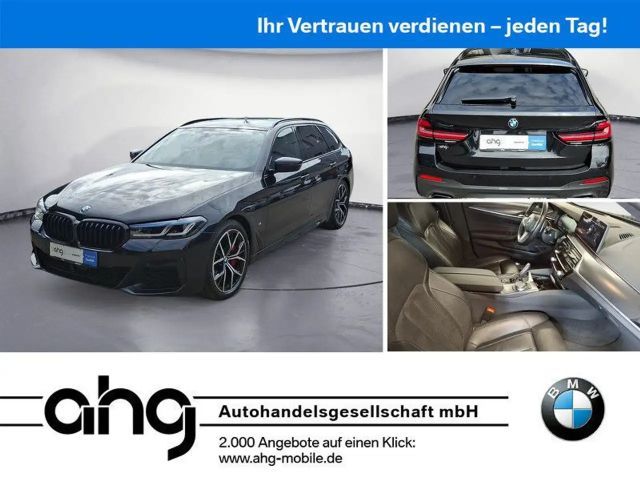 BMW 540 i xDrive Touring M Sport ACC Pano Head-Up AHK 2023 Benzine