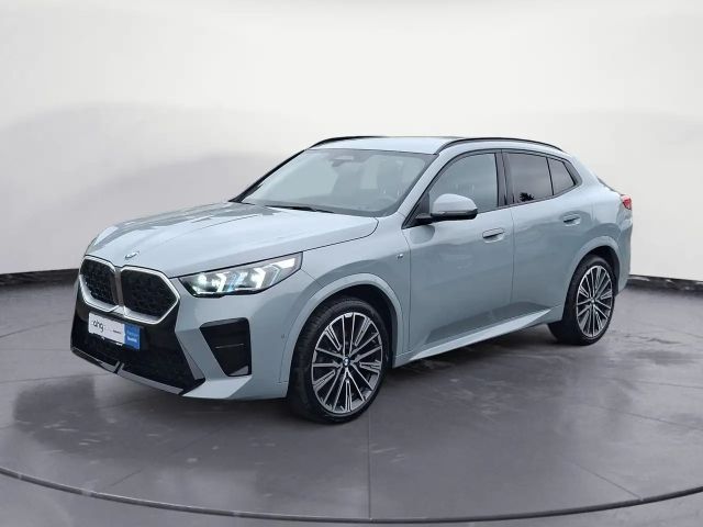 BMW X2 sDrive20i Steptronic Iconic Glow Head-Up Driv 2025 Benzine