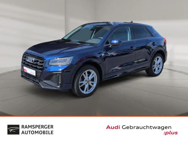 Audi Q2 S line 40 TFSI quat. LED ACC AHK Kamera Navi 2025 Benzine