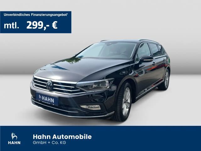 Volkswagen Passat Variant 1.5TSI DSG Elegance Leder Matrix 2023 Benzine