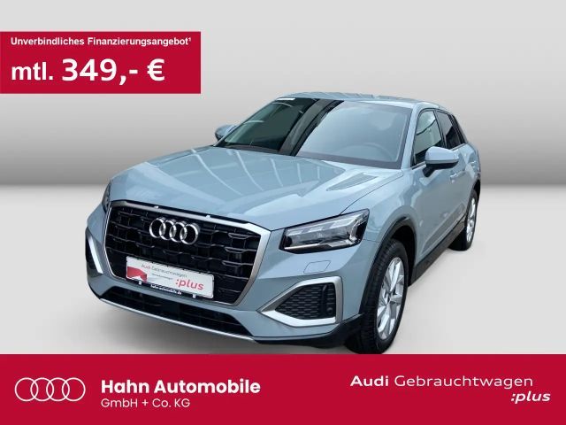 Audi Q2 advanced 35TFSI Standh Matrix AHK Navi Cam 2025 Benzine