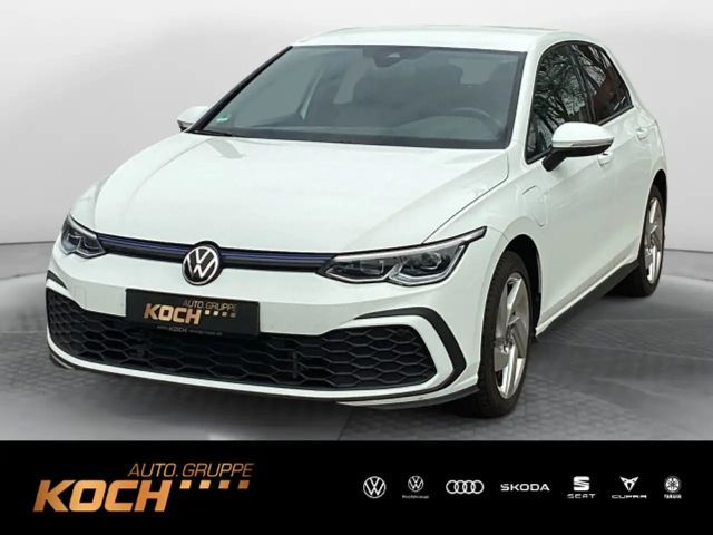 Volkswagen Golf GTE VIII GTE DSG Navi LED ACC DAB+ Kamera 2021 Hybride / Benzine