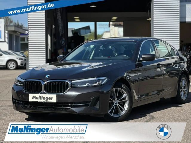 BMW 520 d Sports.LivePro.DrivAss.Kamera Sitzh.DAB 18" 2023 Diesel