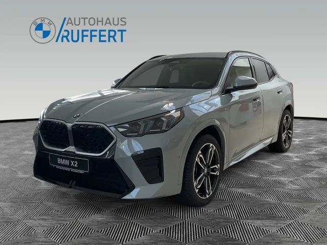 BMW X2 sDrive20i M Sportpaket HK HiFi DAB LED AHK 2025 Benzine