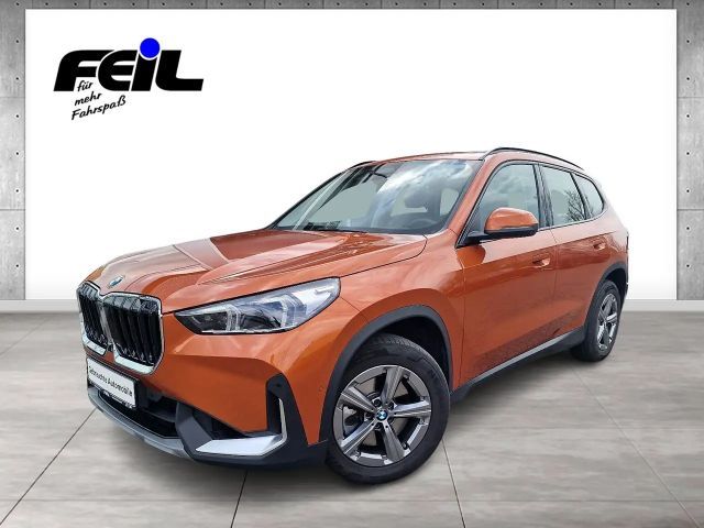 BMW X1 xDrive23i   Head-Up DAB LED RFK Komfortzg. 2025 Benzine