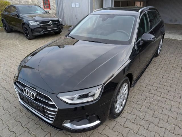Audi A4 Avant 40 TFSI quattro advanced ASG 09/27 2023 Benzine
