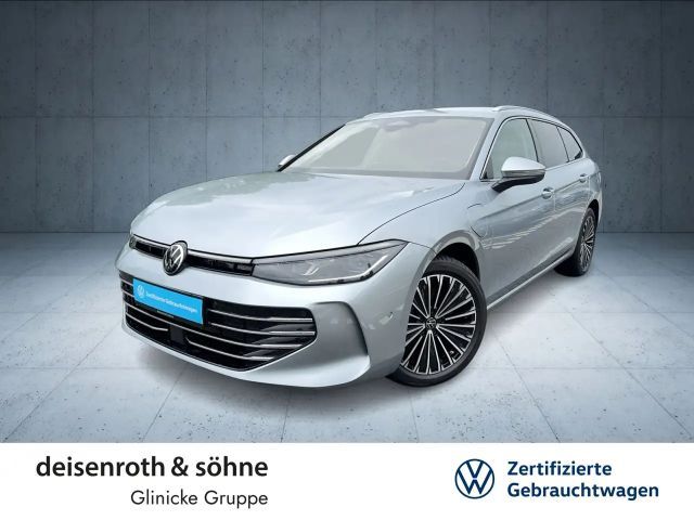 Volkswagen Passat Variant Elegance eHybrid AHK/Matrix/360/D 2025 Hybride / Benzine