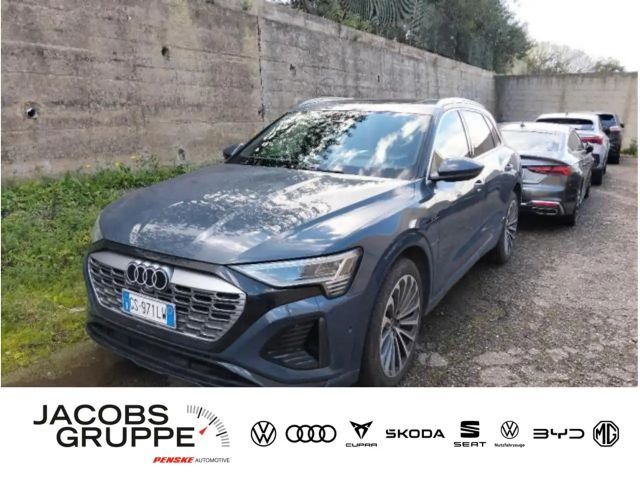 Audi Q8 e-tron 55 S-Line NAVI*PANO*LEDER*MATRIX 55 quattro S line 2023 Elektrisch