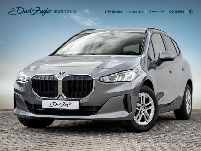 BMW 220 220i Active Tourer AHK PANO Alarm RFK ShadowL 2025 Benzine