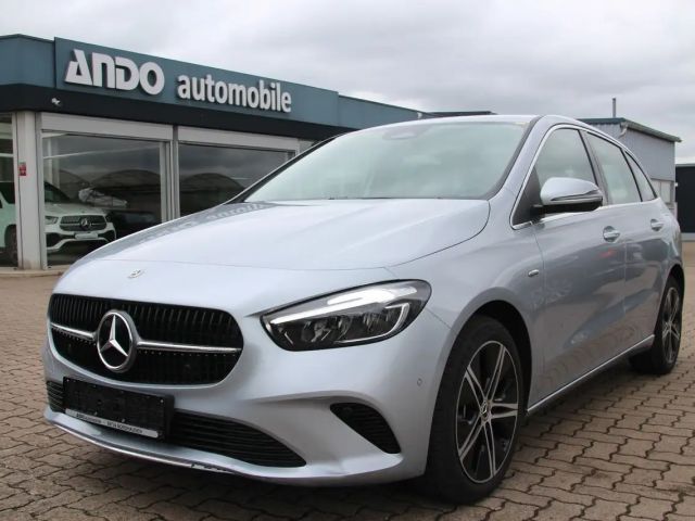 Mercedes-Benz B 250 e Progressive LED/DAB/Kamera/Teilleder/AHK 2025 Hybride / Benzine